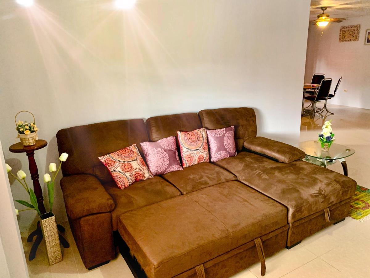 Apartment At Trincity Central Road Port of Spain المظهر الخارجي الصورة