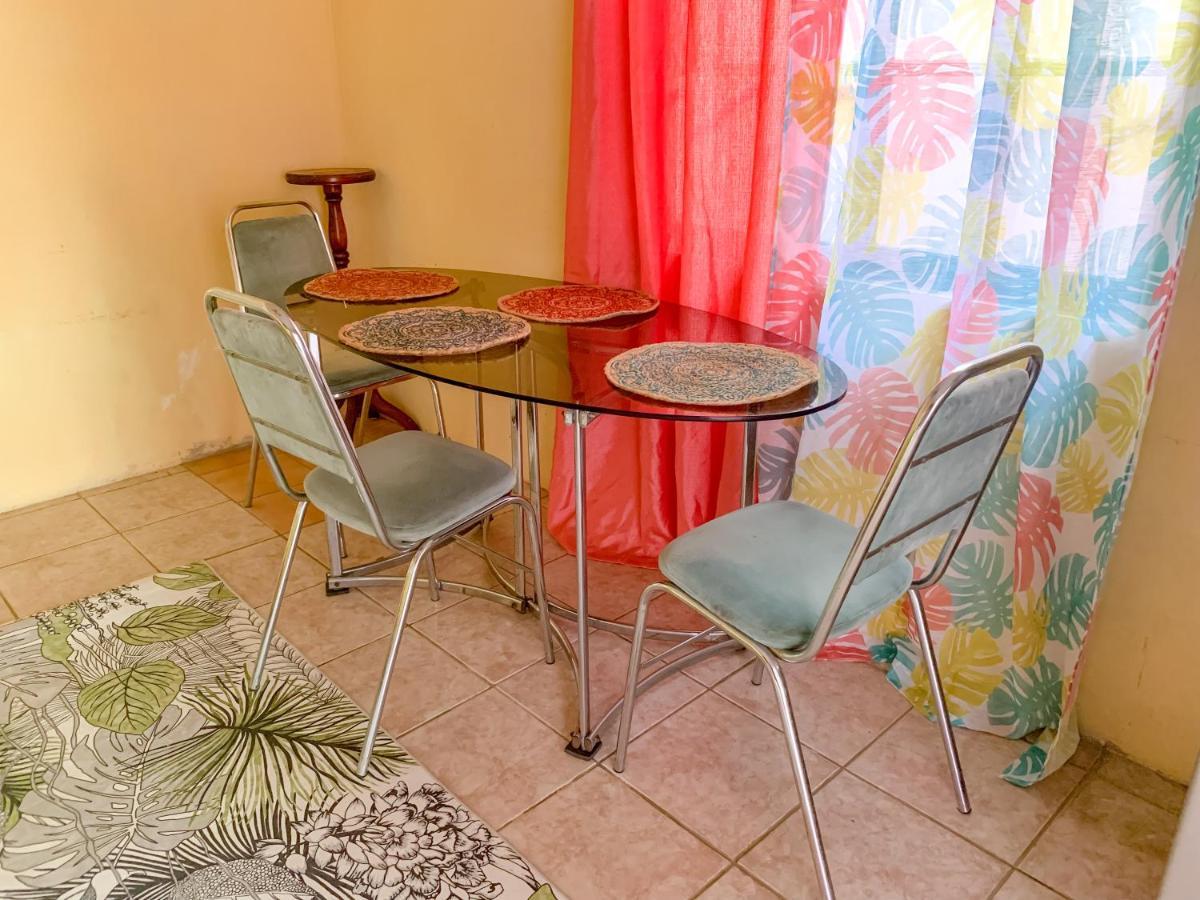 Apartment At Trincity Central Road Port of Spain المظهر الخارجي الصورة